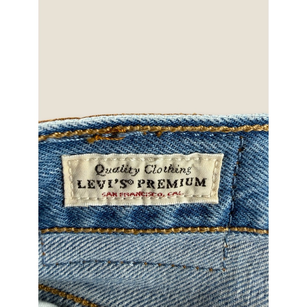 Levis Premium 501 Original Fit Distressed Light Wash Jeans W29 L26 36200-0072 - Picture 2 of 9